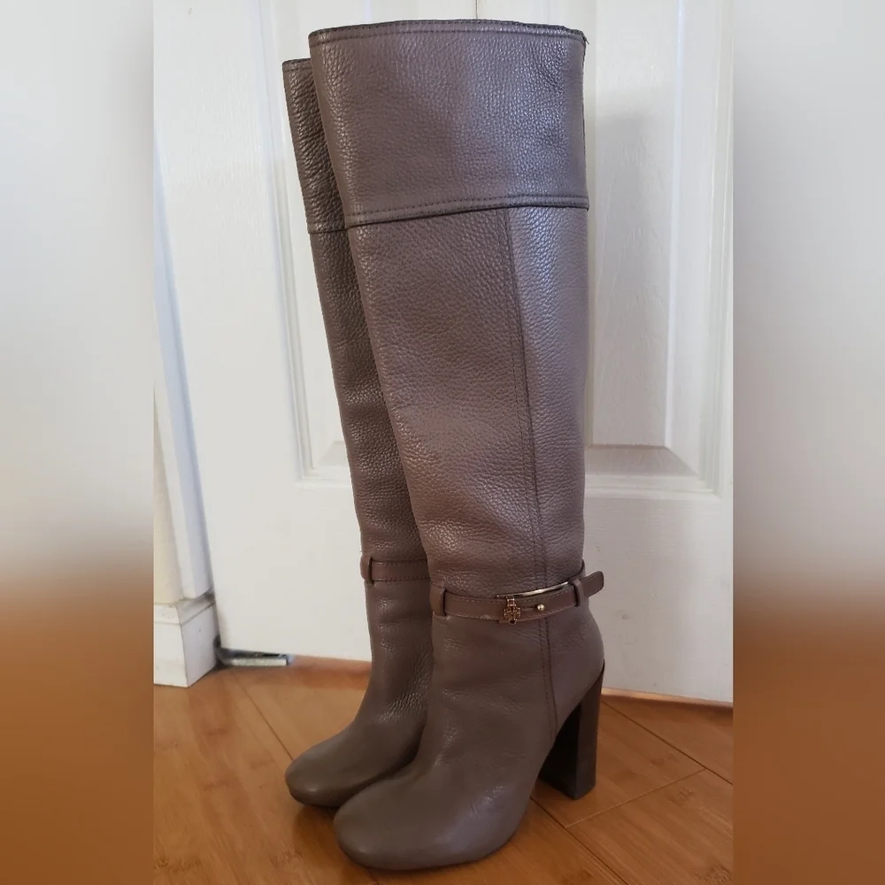 TORY BURCH JENNA BOOTS TUMBLE LEATHER EUC